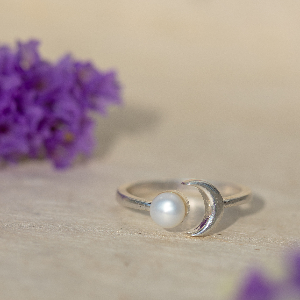 moon pearl ring
