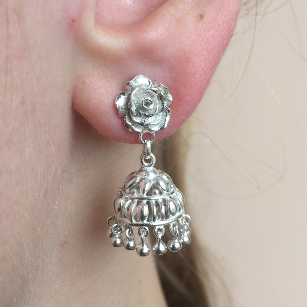 Top Pinjada earrings