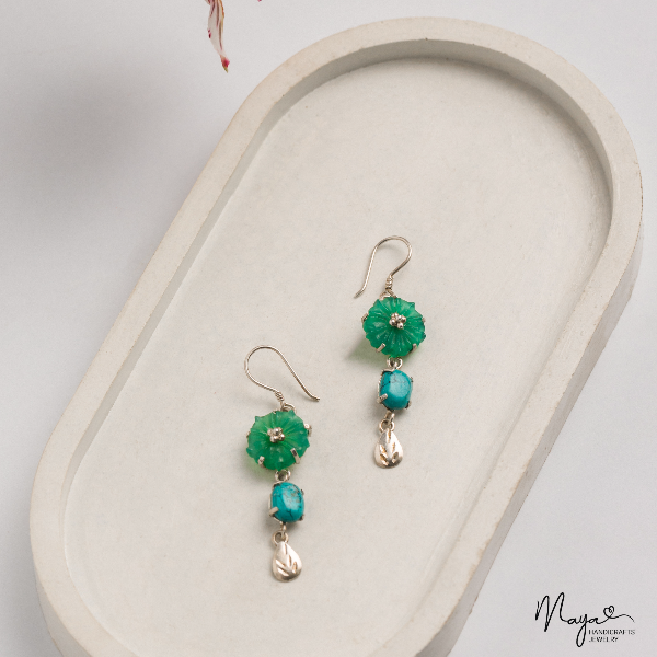 Green onyx flower earrings
