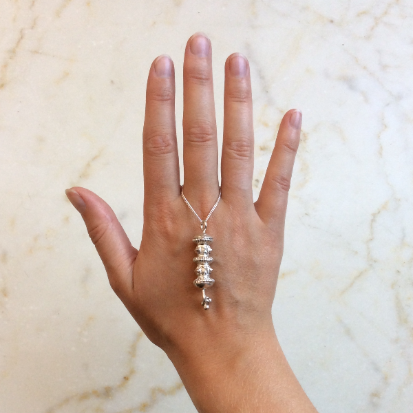 Tilhari pendant