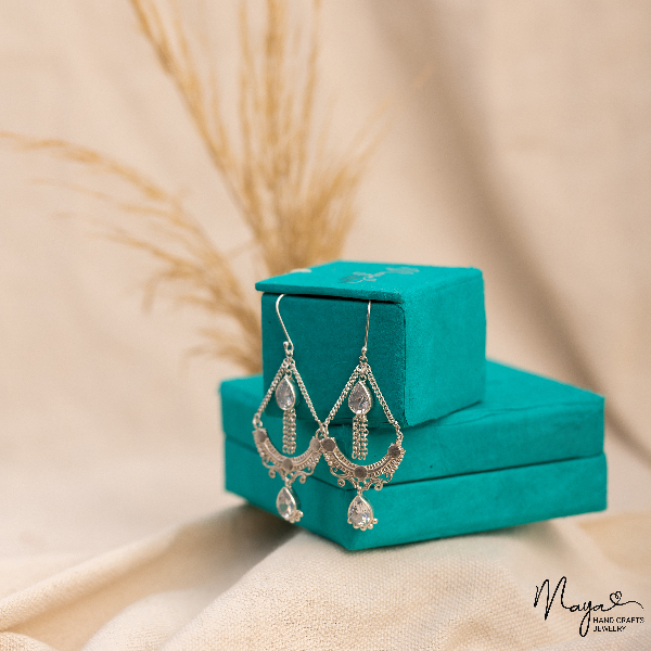 Teardrop danglers (white)