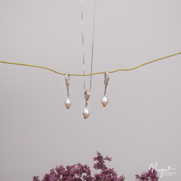 Pearl pendant