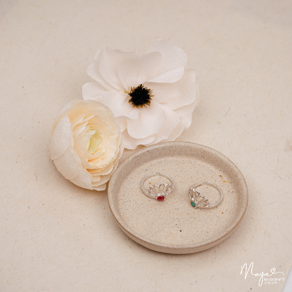 Lotus ring