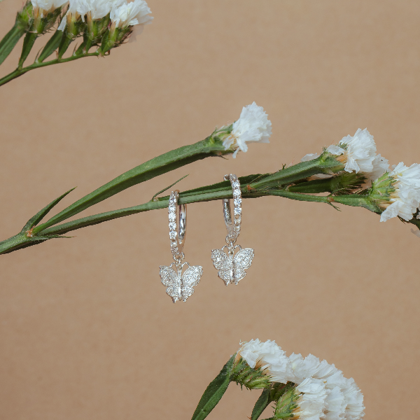 Butterfly hoops