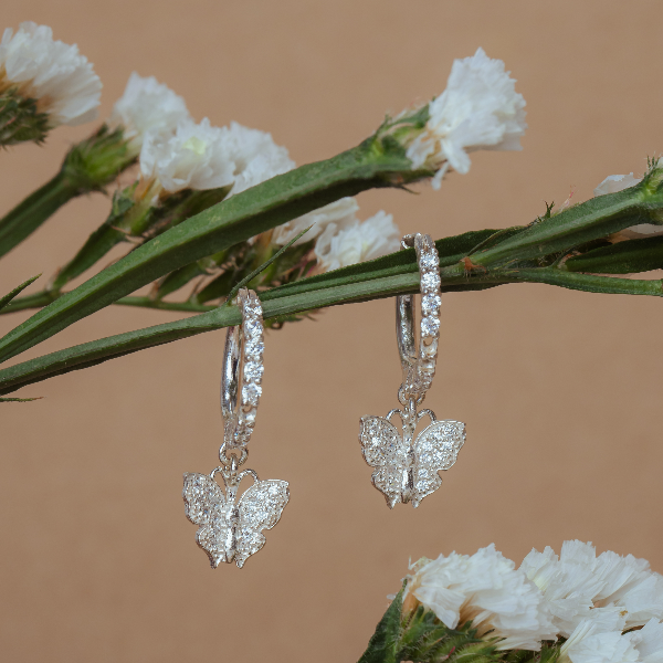 Butterfly hoops